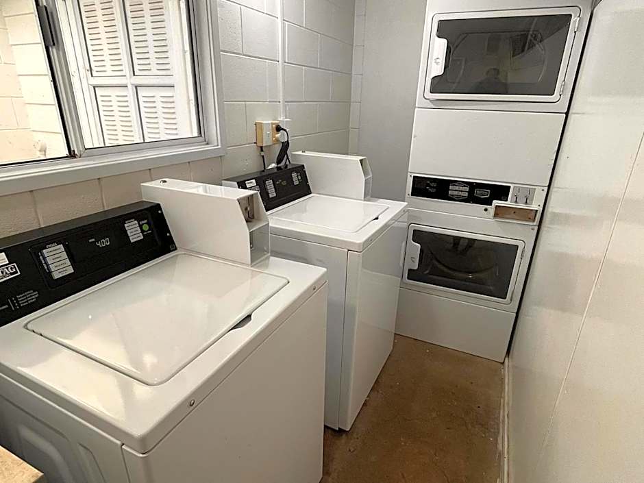 Ashleigh Court Motel