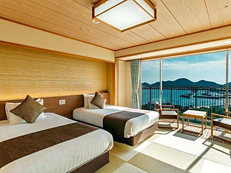 Japanese-style Room with Twin Bed on the High Floor