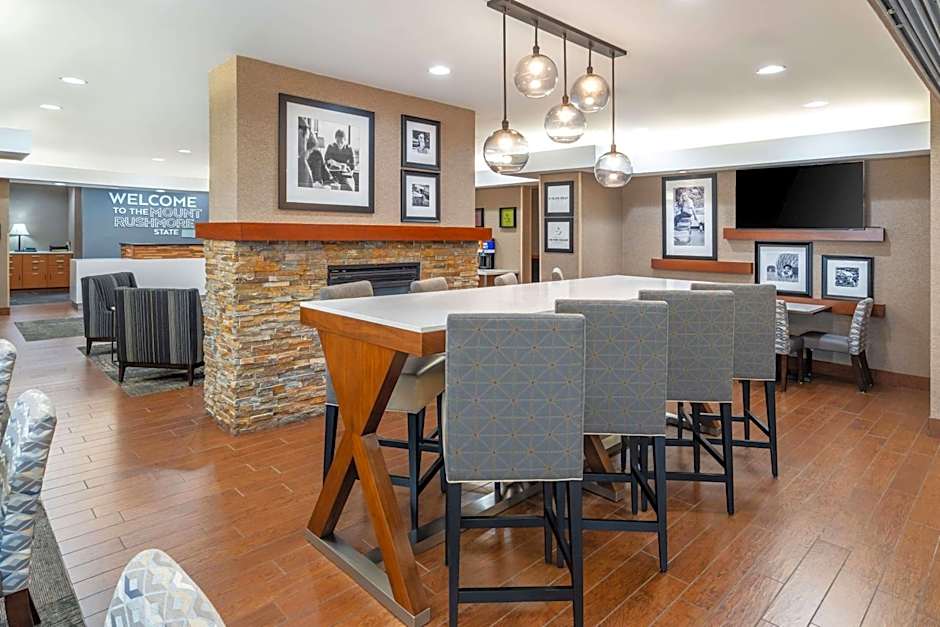 Hampton Inn By Hilton Mitchell