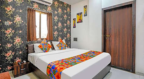 Hotel O The Regal Inn