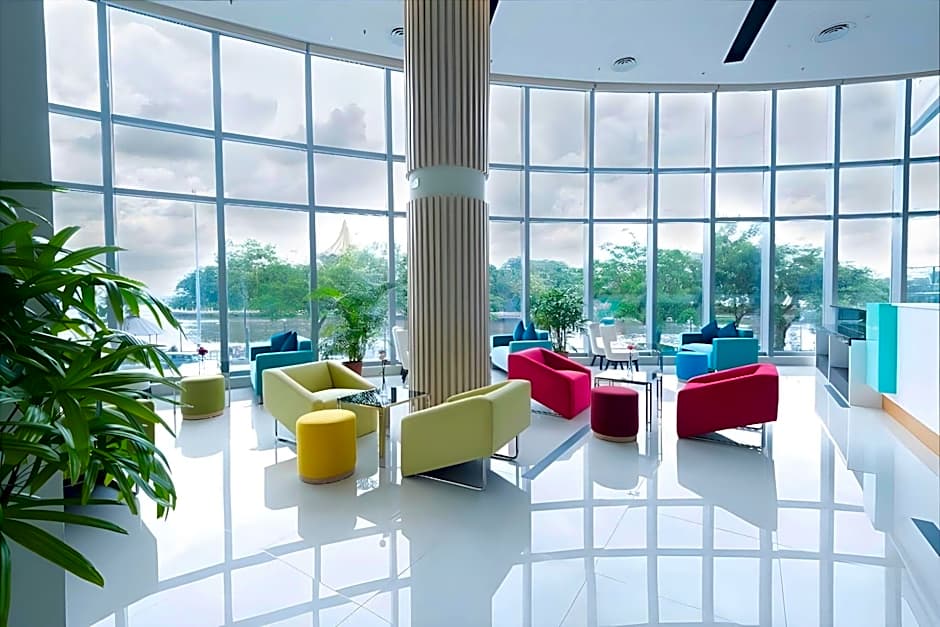 Puteri Wing - Riverside Majestic Hotel