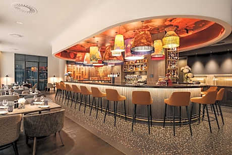 Renaissance by Marriott Brussels Hotel