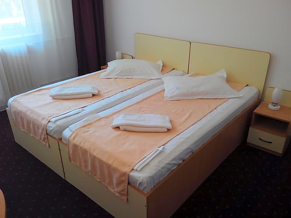 Hotel Lebăda