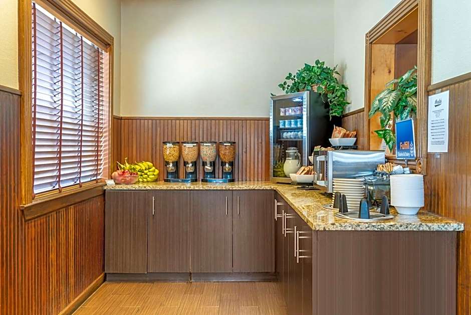 Best Western Greenfield Inn