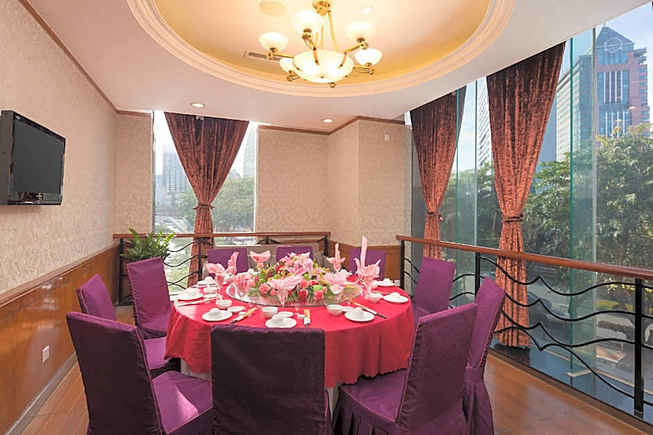 Xinyuan Hot Spring Hotel