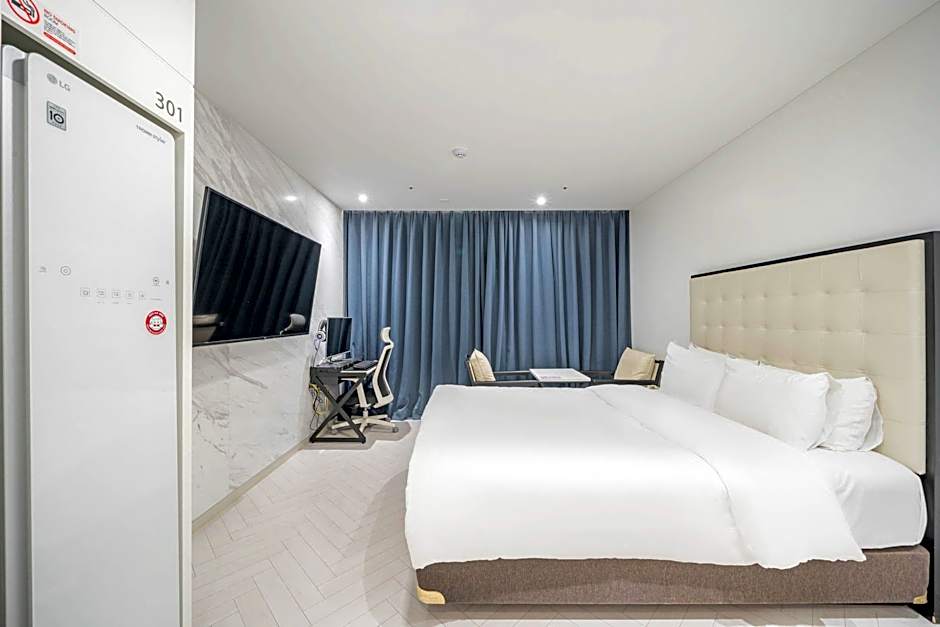 Daegu Dongseongro Hotel Labella