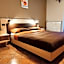 Hotel Altopiano Delle Rocche