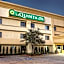 La Quinta Inn & Suites by Wyndham Baton Rouge Siegen Lane