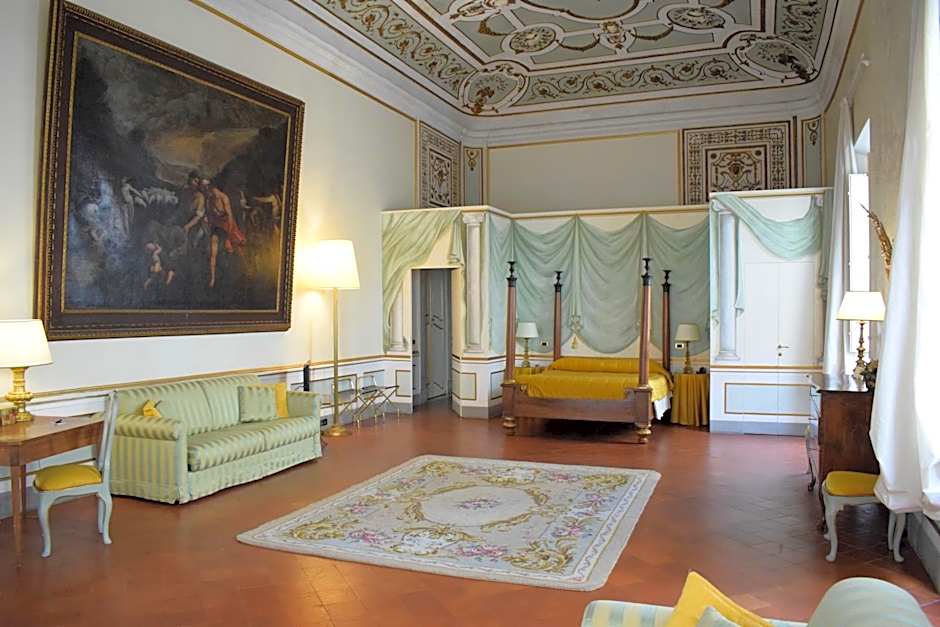Palazzo Tucci Residenza d'epoca