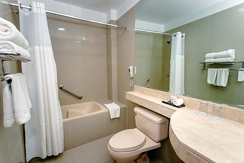 Costa del Sol Wyndham Piura