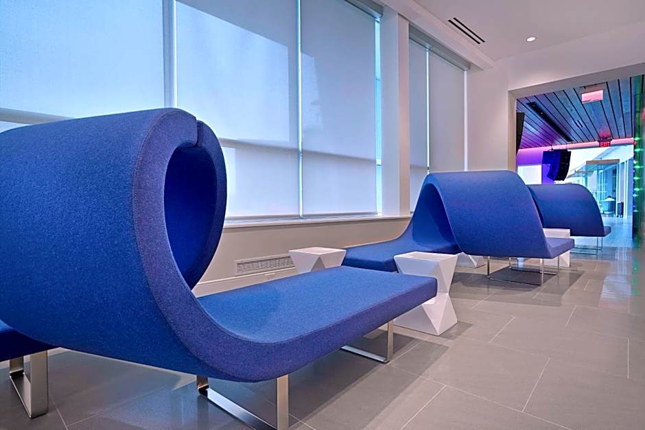 Renaissance by Marriott Edmonton Airport Hotel