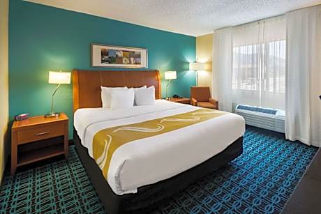 King Room - Non-Smoking