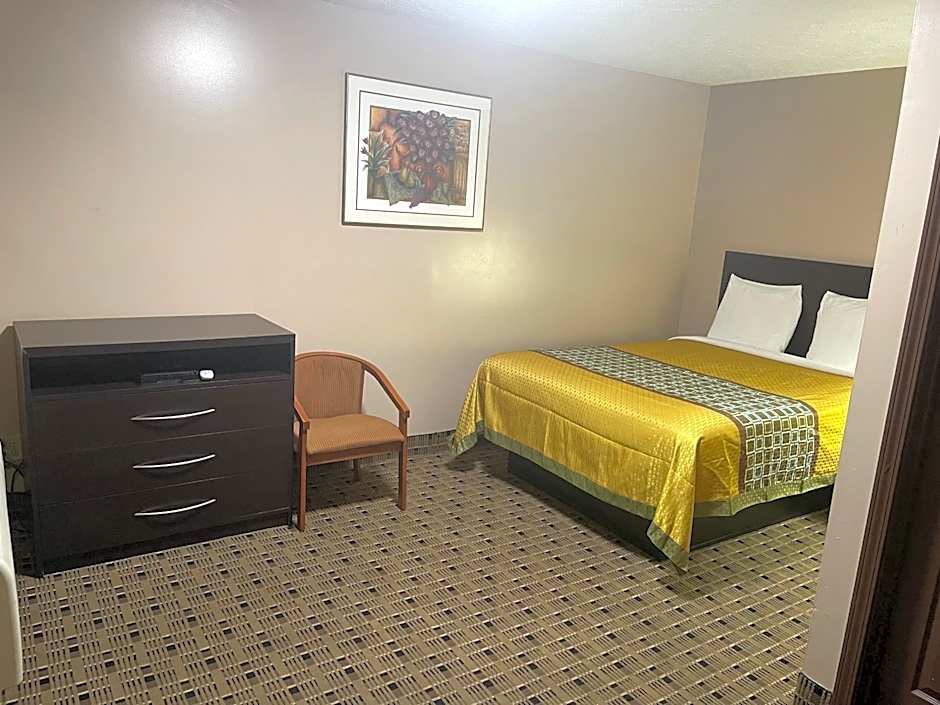Economy Inn & Suites