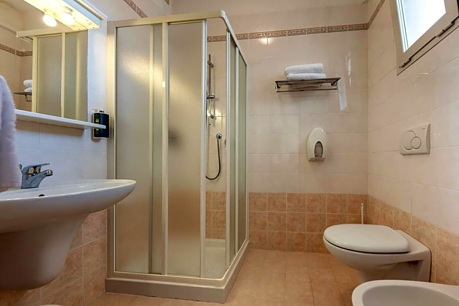 Hotel Atenea Golden Star