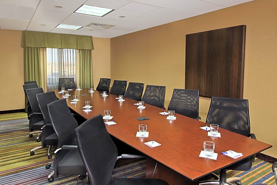 Holiday Inn Express - Colorado Springs - First & Main, an IHG Hotel