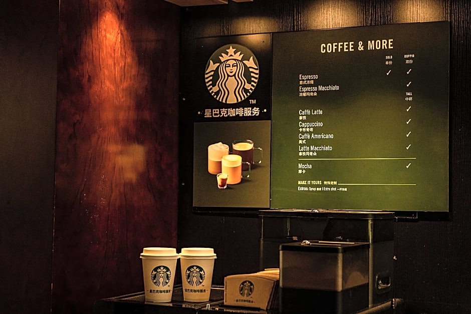 Grand Metro Park Universal Dinosaur Town Hotel