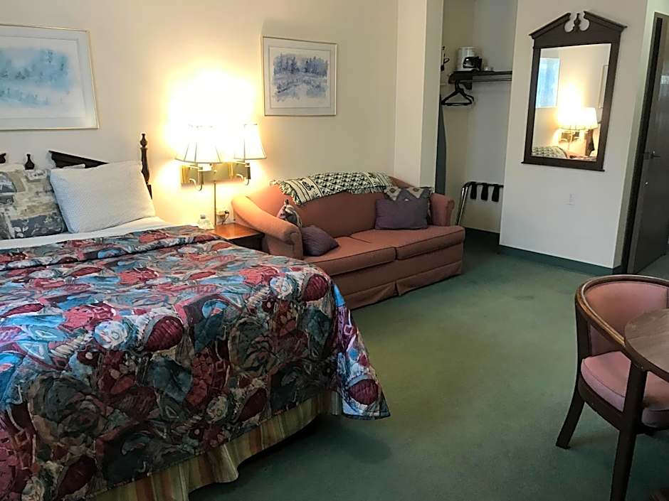 Country Lodge Inn
