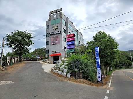Cheongsong Gallery