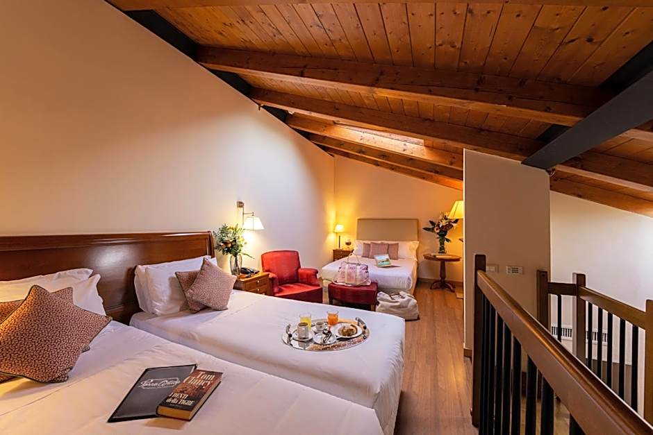 Suite — 15 fotoğraftan 1. fotoğraf