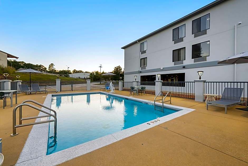 Spark by Hilton Tuscaloosa University