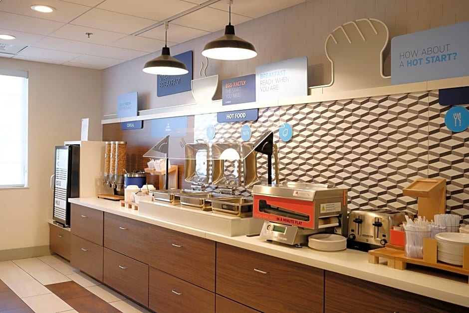 Holiday Inn Express Davis-University Area by IHG