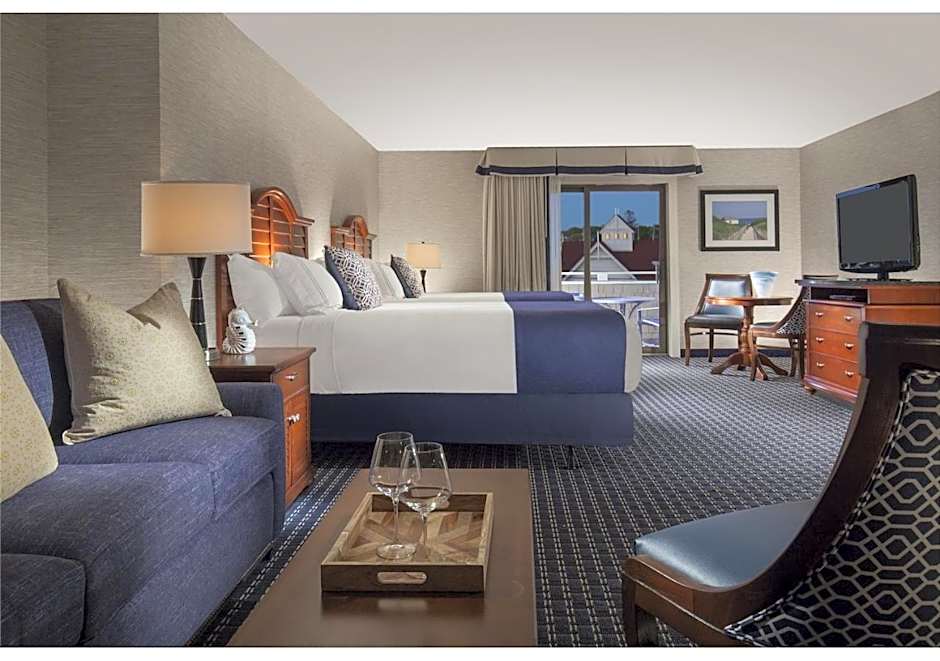 Hyannis Harbor Hotel