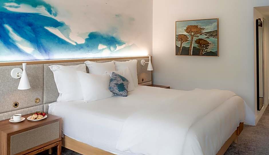 Portola Hotel and Spa