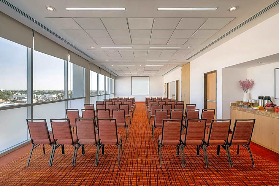 Courtyard by Marriott Leon at The Poliforum