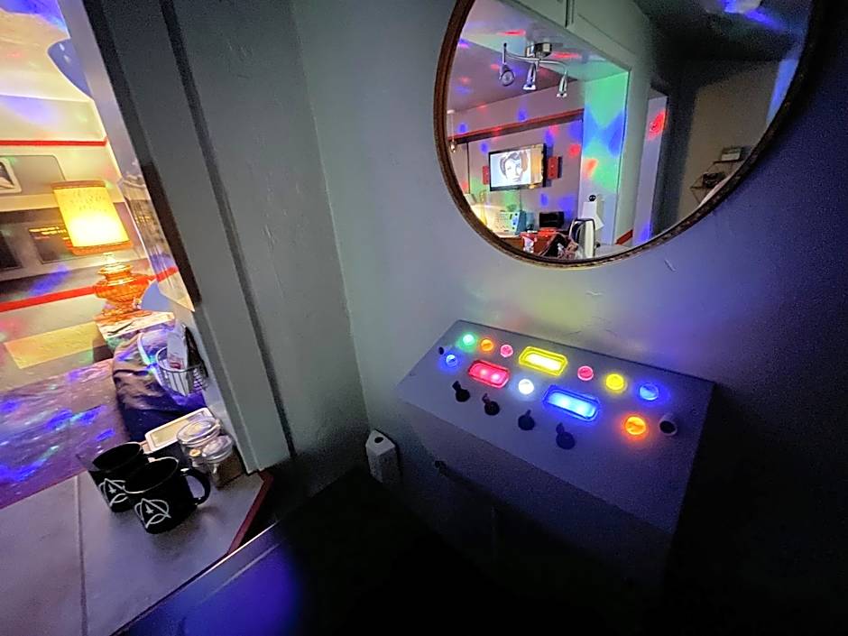 The Star Trek - USS Enterprise Room at the Itty Bitty Inn