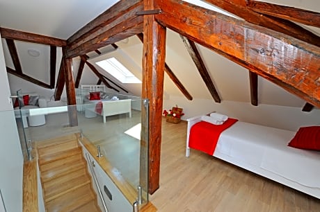 Quadruple Room with Balcony