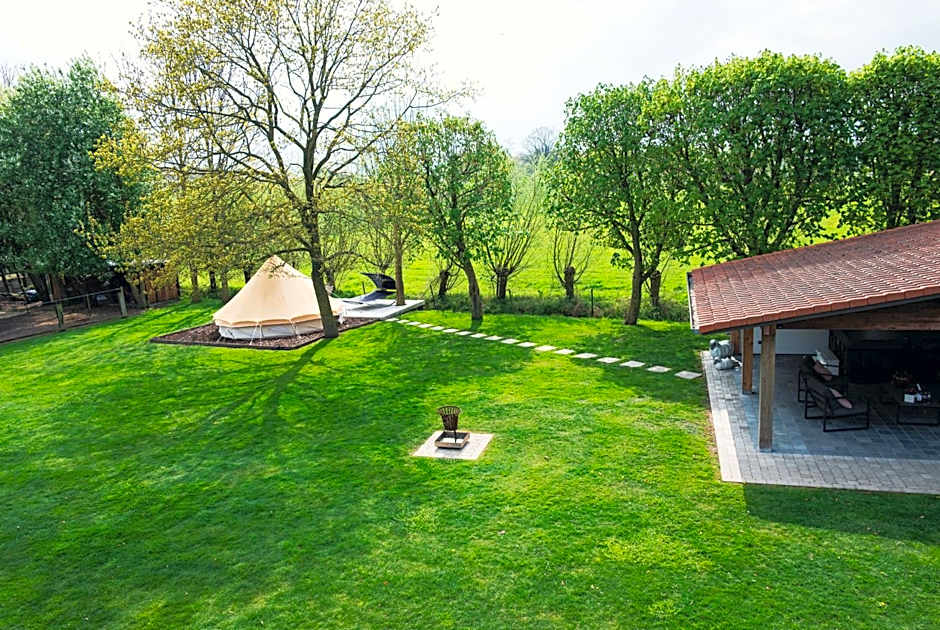 B&B 't Hoogste Kamers en Glamping