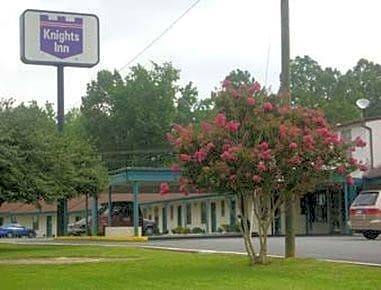 Knights Inn Emporia