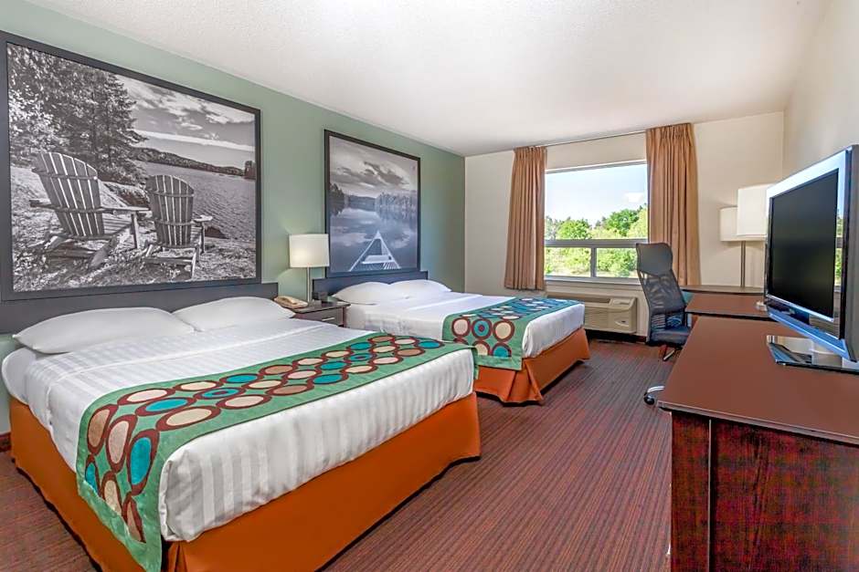 Super 8 by Wyndham Peterborough