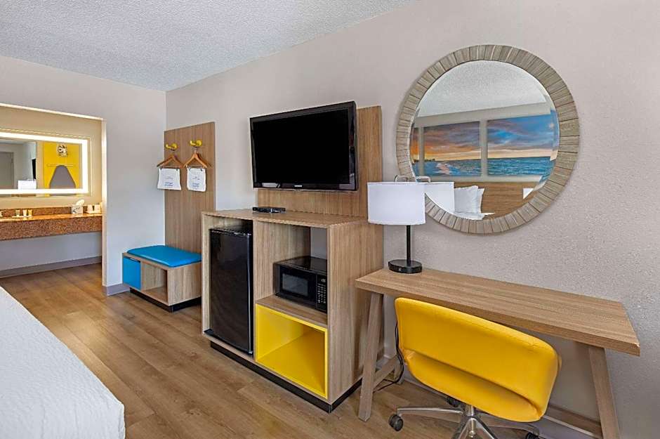 Days Inn by Wyndham St George