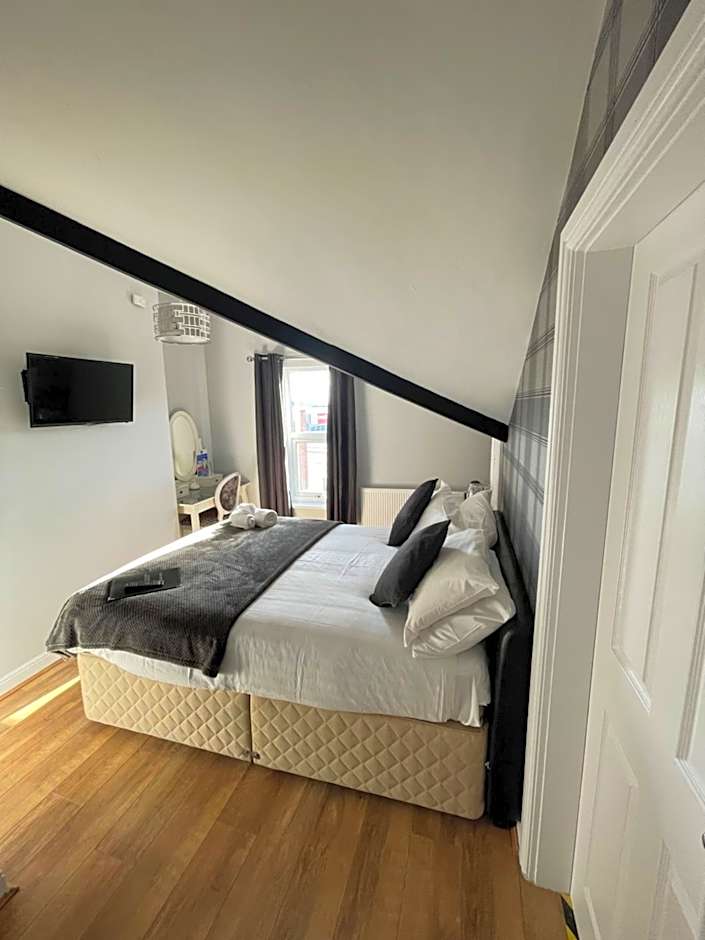 The Whittington & Cat