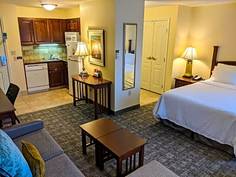 King Studio Suite