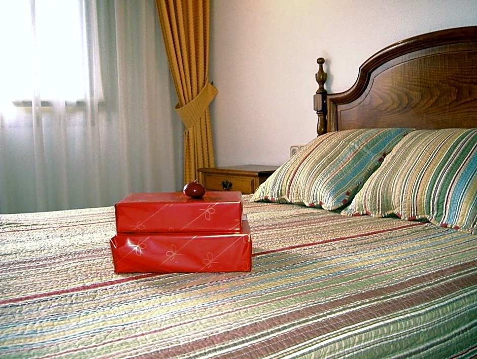 Hotel Serantes