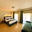 Anassa Deluxe Apartments & Studios