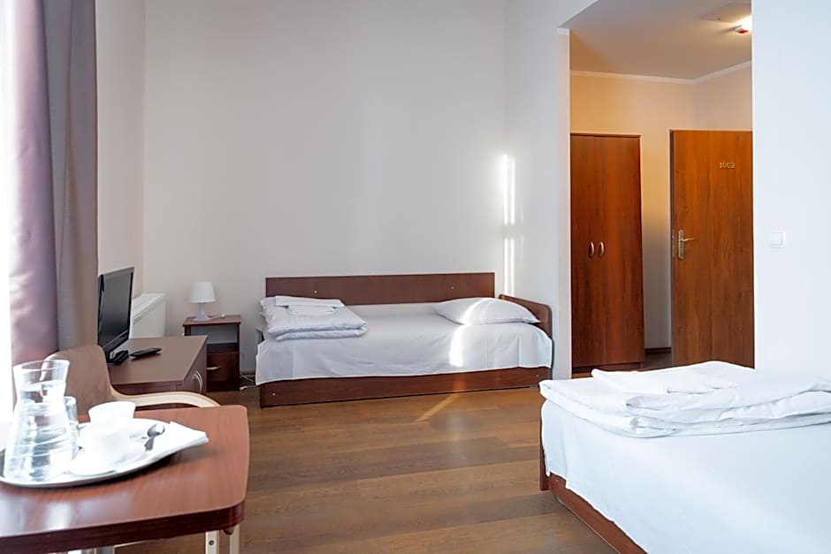 Centrum Edukacyjno-Rozwojowe Wrocław Pawłowice - bezpłatny parking