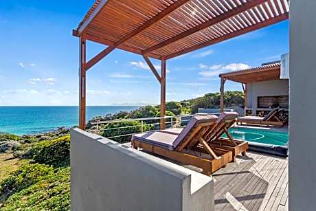 Romansbaai Moksha on the Sea