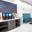 Holiday Inn Express & Suites Houston SE - Airport Area By IHG