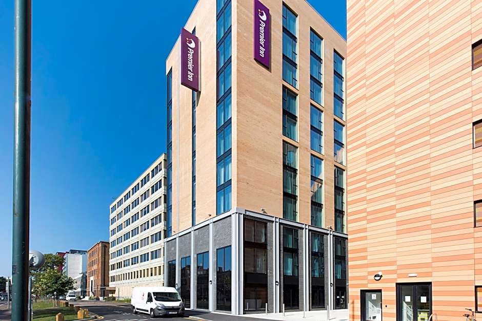 Premier Inn Bournemouth East Cliff