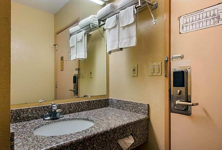 Rodeway Inn Wormleysburg - Harrisburg