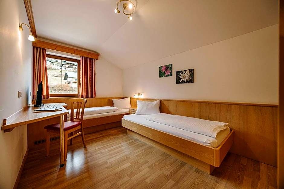 Hotel Alpenrose