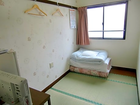 Japanese-Style Room