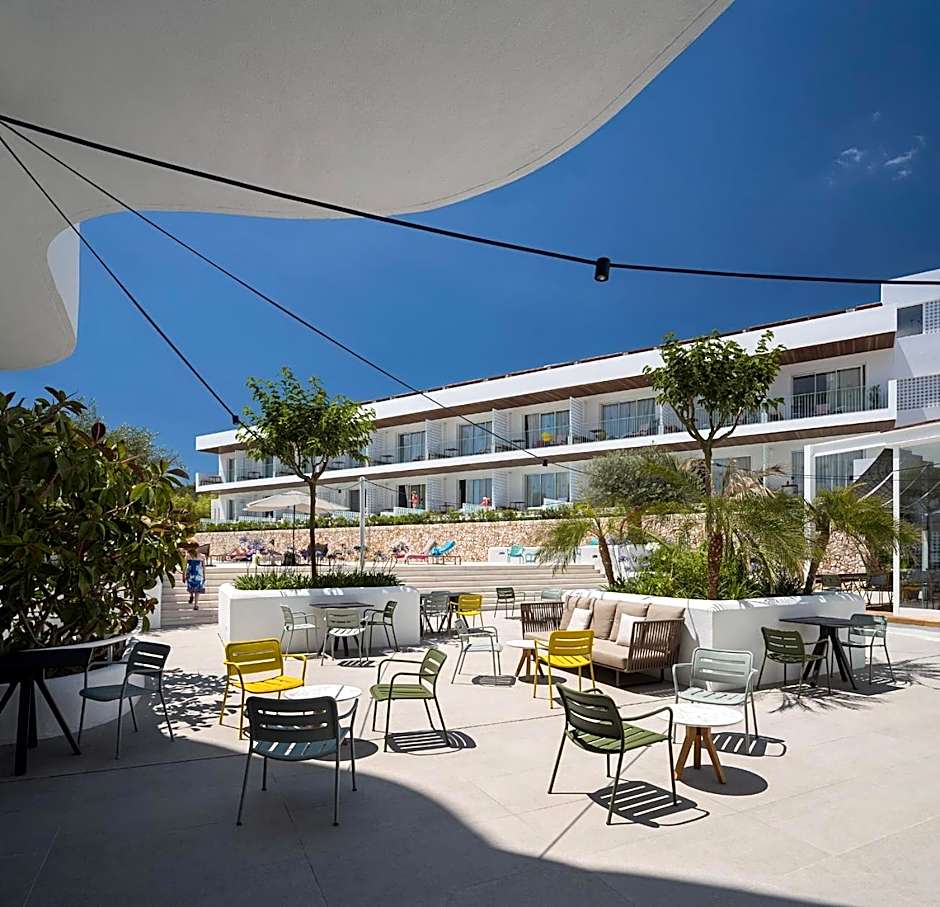 Inturotel Cala Esmeralda Beach Hotel & Spa - Adults Only
