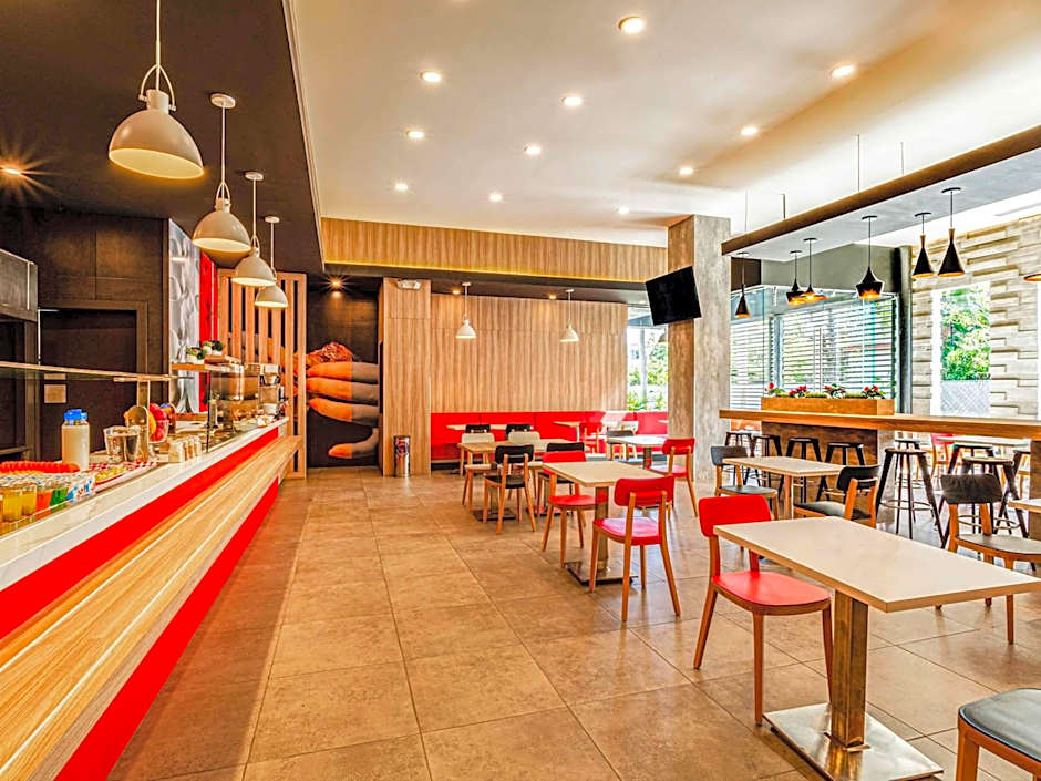Ibis Merida