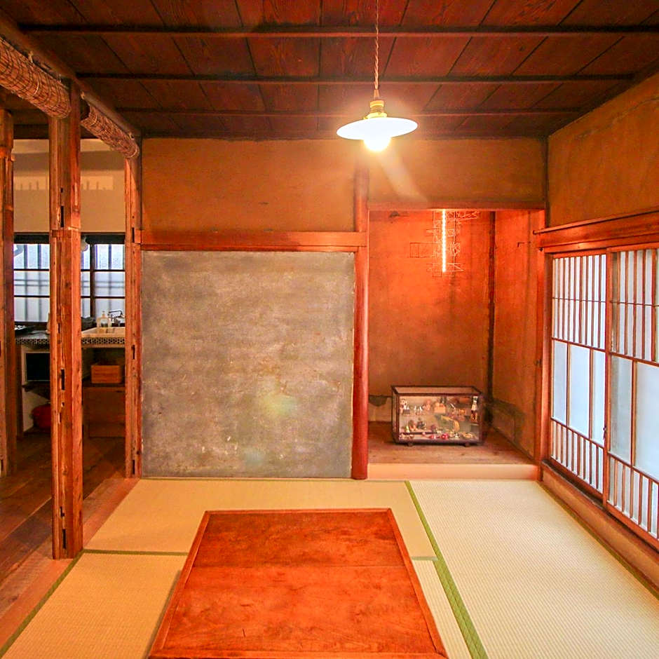 TOKYO LITTLE HOUSE