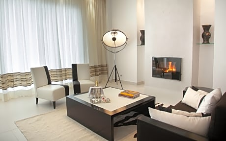 SUITE DELUXE NOUR WITH PRIVATE JACUZZI