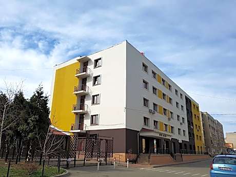 Hotel Dacor